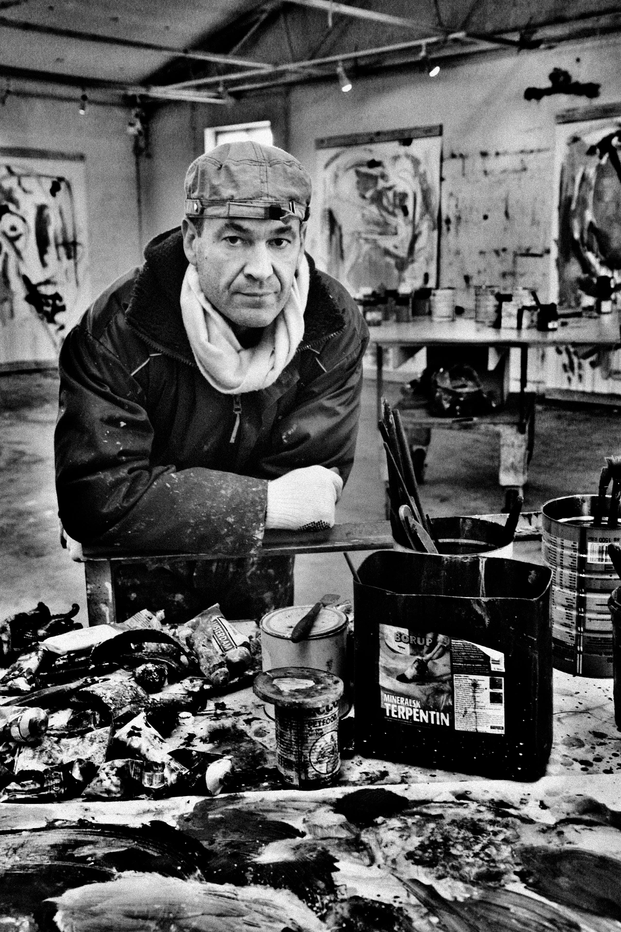 Svend Kindt-Larsen in his studio